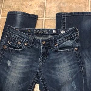 Dark wash Miss Me bootleg jeans 26L